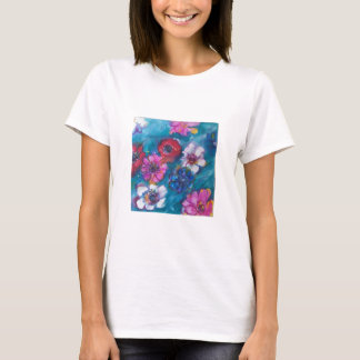 CAMISETA FLORES COLORIDOS ROJOS DE COLORIDO BLANCO EN AZUL