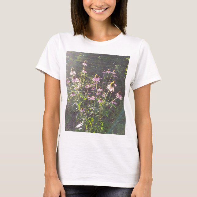 Camiseta Flores de Echinacea al Sol (Anverso)