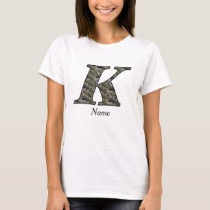 Camiseta Flores de Hortensia con Inicial de Monograma K Per