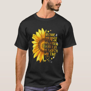 Camiseta Flores Me Convirtí En Una Enfermera Porque Tu Vida
