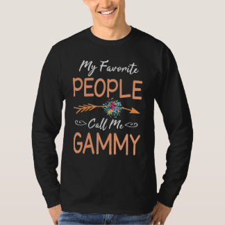 Camiseta Flores, mi gente favorita me llama abuela Gammy N
