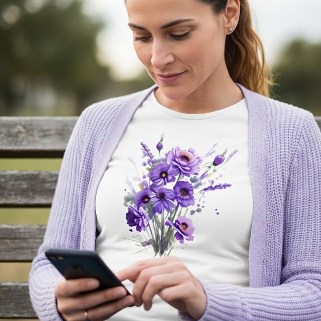 Camiseta Flores moradas (Subido por el creador)