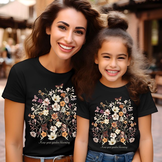 Camiseta Flores Presionadas Flores silvestres Chica de text (Pressed Flowers Wildflowers Text Cottagecore T-Shirt)