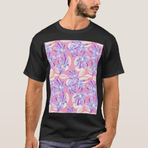 Camiseta Flores Púrpura: Elegancia Floral acuarela.