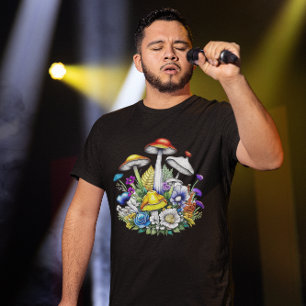 Camiseta Flores y hongos mágicos y caprichosos