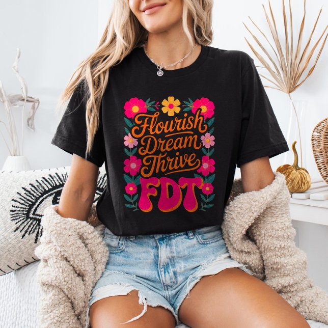 Camiseta Flourish Dream Thrive FDT Floral Anti-Trump Resist (Subido por el creador)