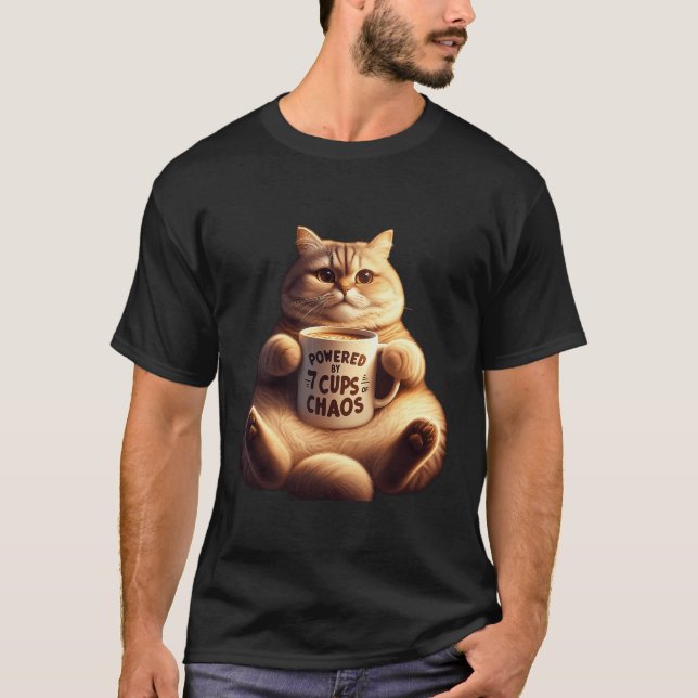 Camiseta Fluffy Cat Powered By 7 Cups of Chaos (Anverso)