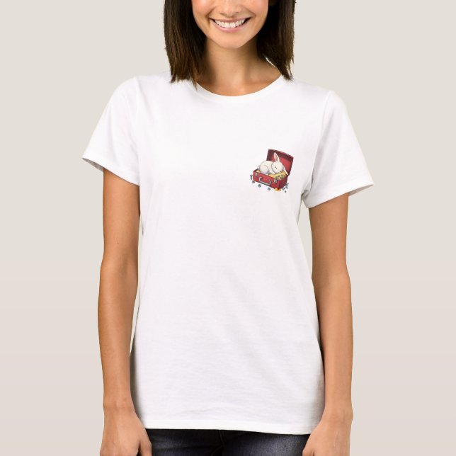 Camiseta Fluffy White Bunny Sleeping Inside Rustic Red Tool (Anverso)