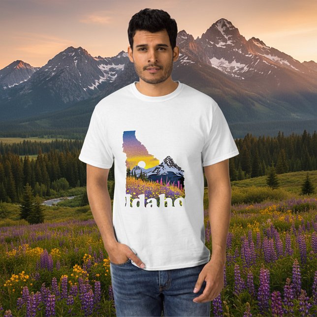 Camiseta Forma de Idaho con montaña y flores silvestres (Subido por el creador)
