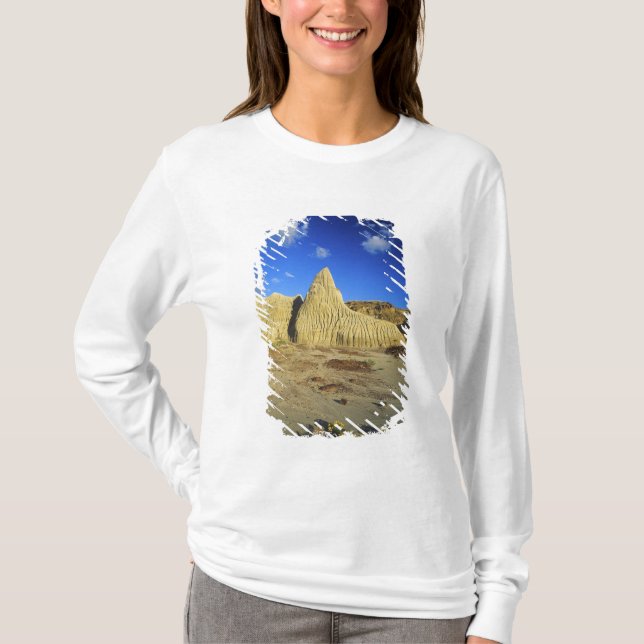 Camiseta Formaciones Badlands en el Parque Provincial Dinos (Anverso)