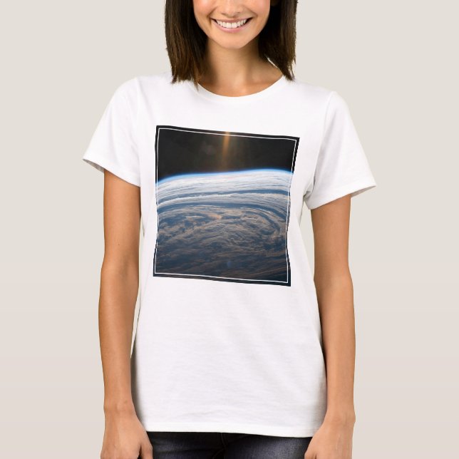 Camiseta Formaciones Nubladas En El Océano Índico Meridiona (Anverso)
