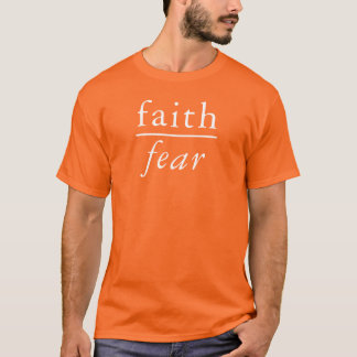 Camiseta Fórmula Matemática Fe Sobre Miedo Naranja