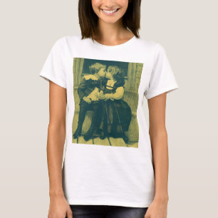 Camiseta Foto antigua de amor y romance, niños besándose