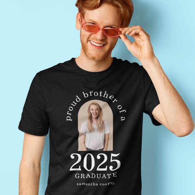 Camiseta Foto de Arch Hermano Orgulloso del graduado 2023 (Subido por el creador)