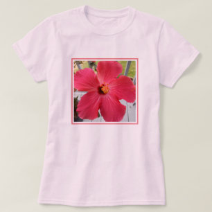 Camiseta Foto de la hermosa flor rosada de Hibiscus