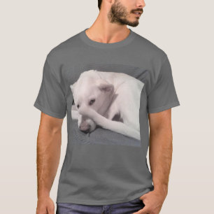 Camiseta Foto de perro blanco con la cara cubierta de cola 