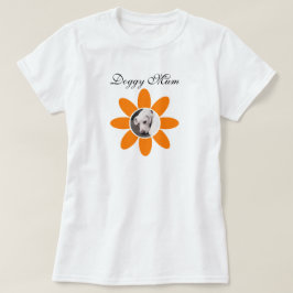 Camiseta Foto de perro lindo en la Mamá del Naranja Daisy
