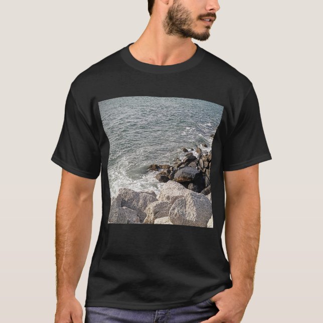 Camiseta Foto de Rocky Ocean Shore (Anverso)