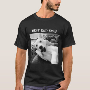Camiseta Foto en blanco y negro de perro jugando con el amo