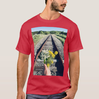 Camiseta Fotografía de las flores del ferrocarril 1