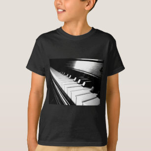 Camiseta Fotografía negra y blanca con clase del piano