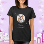 Camiseta Fotos mascotas Estrellas plateadas Cumpleaños de P<br><div class="desc">¡Puppy Pawty! Añada el toque final a su cumpleaños de cachorros o perros con esta elegante foto mascota personalizado de oro y camisetas fiestas de estrellas purpurinas. Añade la foto favorita de tu cachorro y personaliza con nombre, cumpleaños de edad! Vea la colección de cumpleaños de Puppy Dog para conocer...</div>