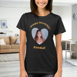Camiseta Fotos por el cumpleaños del corazón<br><div class="desc">Personalice y agregue un nombre y una foto dentro del marco con forma de corazón.</div>