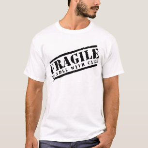 Camiseta Frágil dirija con diseño del cuidado