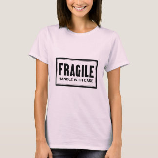 Camiseta Frágil manejo con cuidadoras