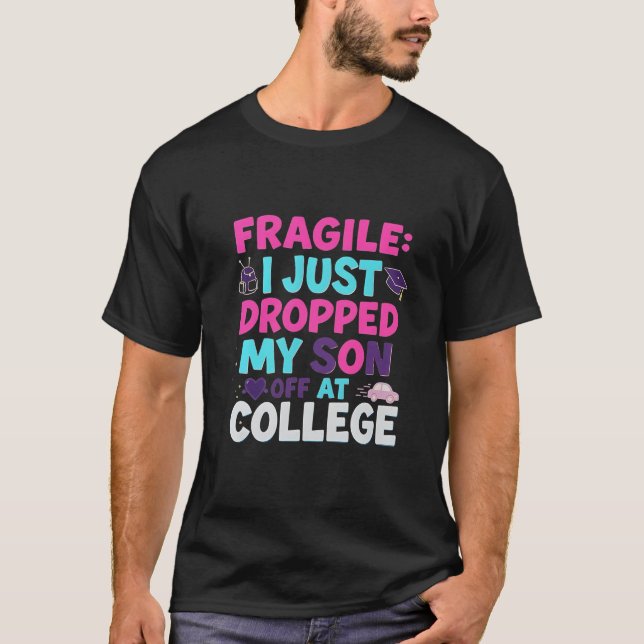 Camiseta FRAGILE - Acabo de dejar a mi hijo en la diversión (Anverso)