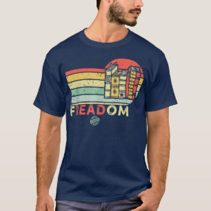 Camiseta Freadom Leí Libros Prohibidos Vintage Divertido Bo