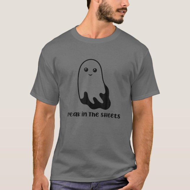 Camiseta FREAK IN THE SHEETS Funny Ghost Costume Halloween (Anverso)