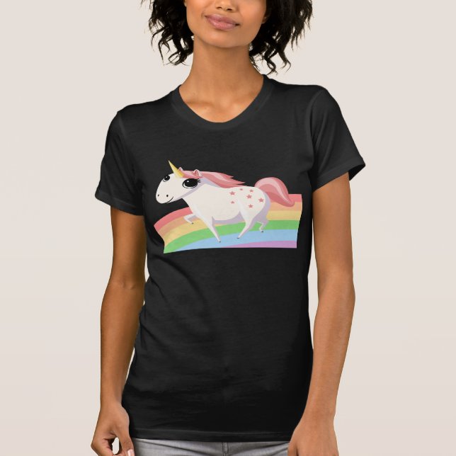 Camiseta Fresa el unicornio en el arco iris (Anverso)