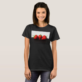 Camiseta Fresas En Blanco Sobre El Blanco Negro