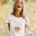 Camiseta Fresco de la ducha de novia con nombre de mercado<br><div class="desc">Recién salida de la ducha nupcial con nombre de mercado. Las palabras Fresh off The están en un guión conjunto elegante. El resto del texto que puede personalizar fácilmente. Celebremos a la futura novia con esta encantadora invitación a la ducha de novias inspirada en el mercado. Con un suave y...</div>