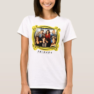 Camiseta FRIENDS™ Elenco sentado en el apartamento de Mon
