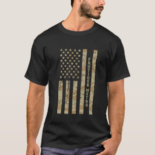 Camiseta Frutiger Estética Metro Retro Tech Camuflaje Desie