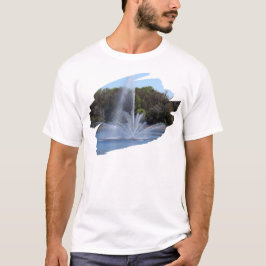Camiseta Fuente en un estanque