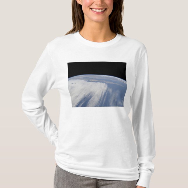 Camiseta Fuerte cobertura de nubes sobre el Océano Pacífico (Anverso)