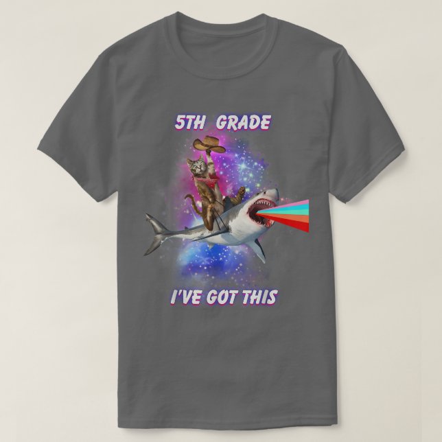 Camiseta Fun Fifth Grade School Ive Got This Cute Cat Shark (Diseño del anverso)