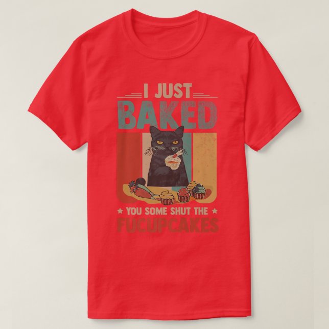 Camiseta Fundido gato negro que horneé algunos pasteles (Diseño del anverso)