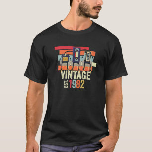 Camiseta Funny 40Th Birthday Vintage Music Tech 1982 Birthd