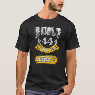 Camiseta Funny 44th Birthday Outfit B-Day Saying Age 44 Año