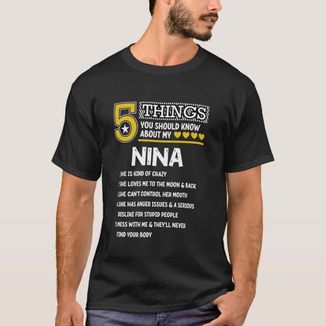 Camiseta Funny 5 cosas Nina Guay Familia coincidiendo con F (Anverso)