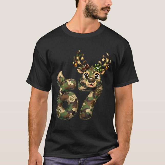 Camiseta Funny 67 Christmas Holiday Camo Hunting Reindeer D (Anverso)
