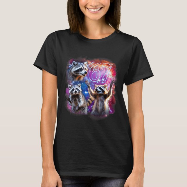 Camiseta Funny 67 Meme Racoon Howling At The Moon Six Seven (Anverso)