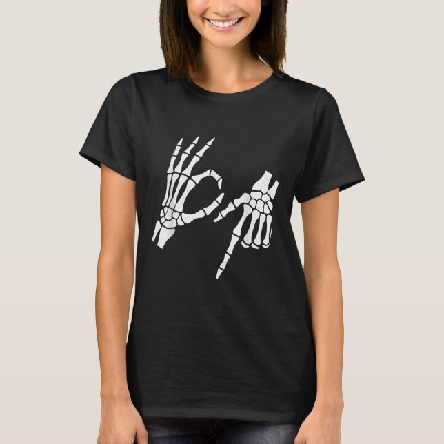 Camiseta Funny 67 Six Seven Meme Halloween Skeleton Hands (Anverso)