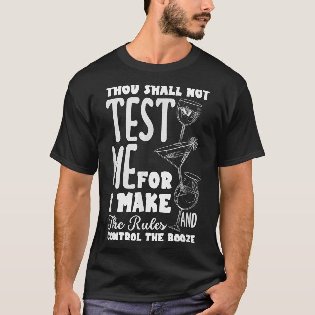 Camiseta Funny Bartender Thou Shall Not Test Me Quote  (Anverso)