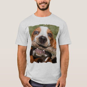 Camiseta Funny Basset Hound Stick Chew