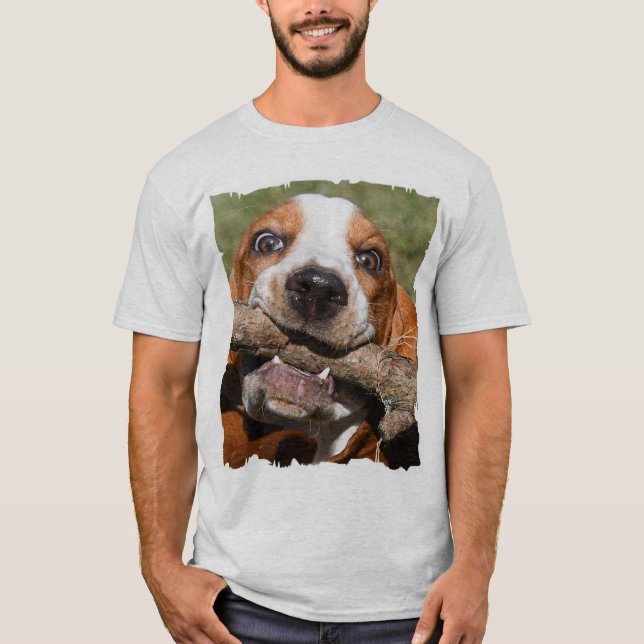 Camiseta Funny Basset Hound Stick Chew (Anverso)